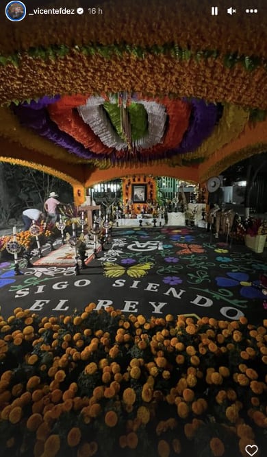 Altar en honor a Vicente Fernández