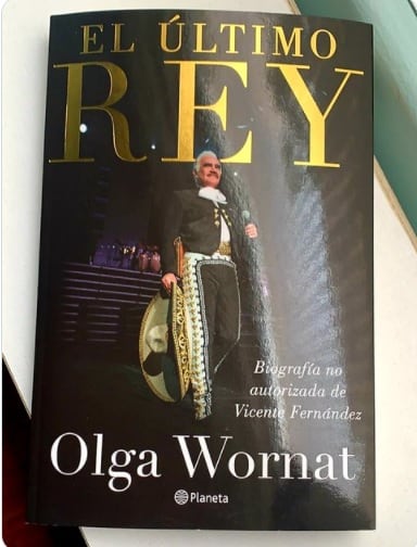Olga Wornat presenta su libro ‘El último rey: la biografía no autorizada de Vicente Fernández’
