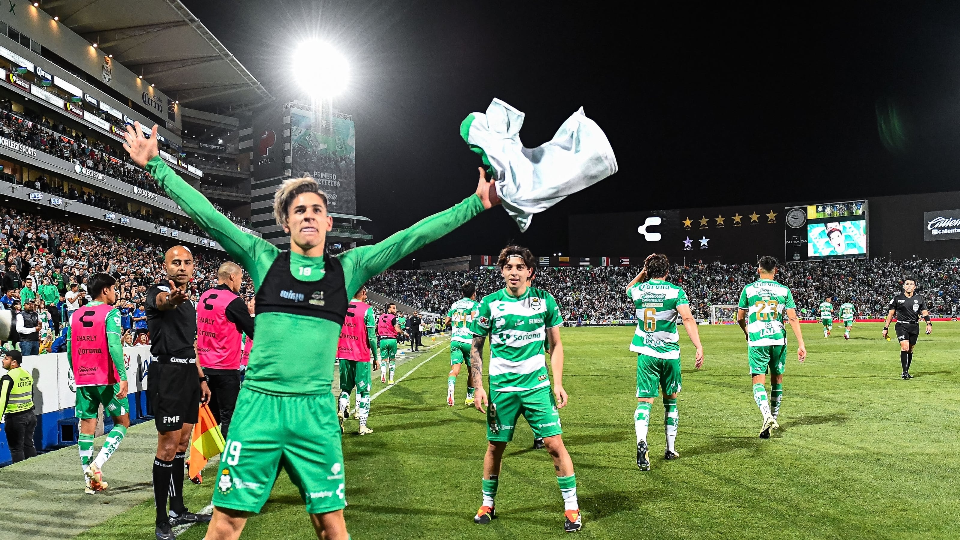 Santiago Muñoz cerró la victoria de Santos Laguna sobre Cruz Azul.
