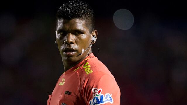 Adalid Maganda en su etapa como profesional.