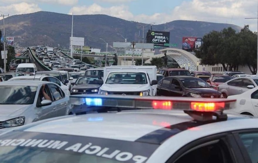 Bloqueo en autopista México-Querétaro