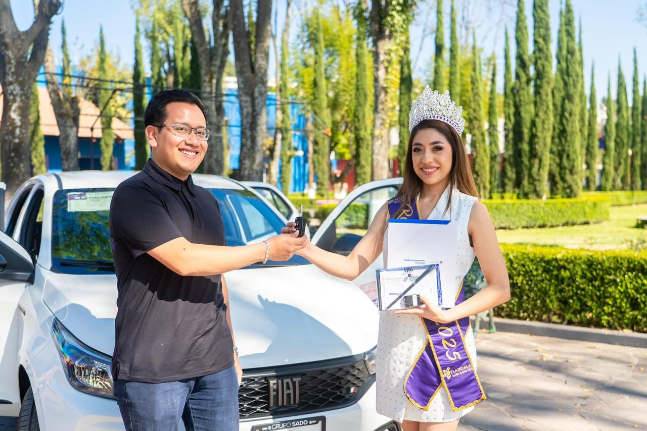 Humberto López gana automóvil Fiat Argo en sorteo de Tlaxcala Feria de las Ferias 2025.