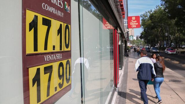 Dólar 17.90