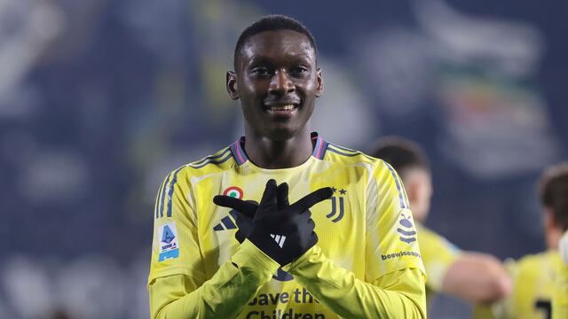 Randal Kolo Muani en el Como vs Juventus de la Serie A.