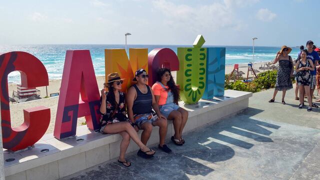 Afluencia de turistas mexicanos en Cancún. Buenos números.