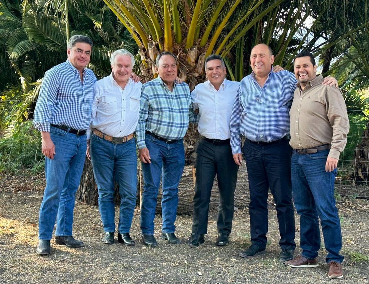 Machos del PRI, PAN y PRD