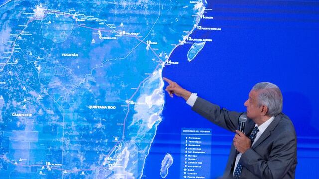 El presidente AMLO en su conferencia mañanera de este viernes 15 de noviembre.