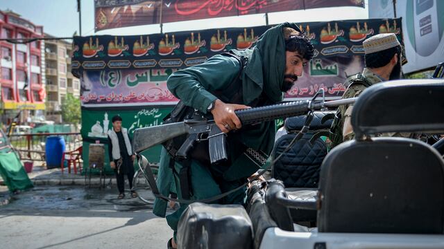 Talibanes están buscando casa por casa a sus detractores y aliados extranjeros