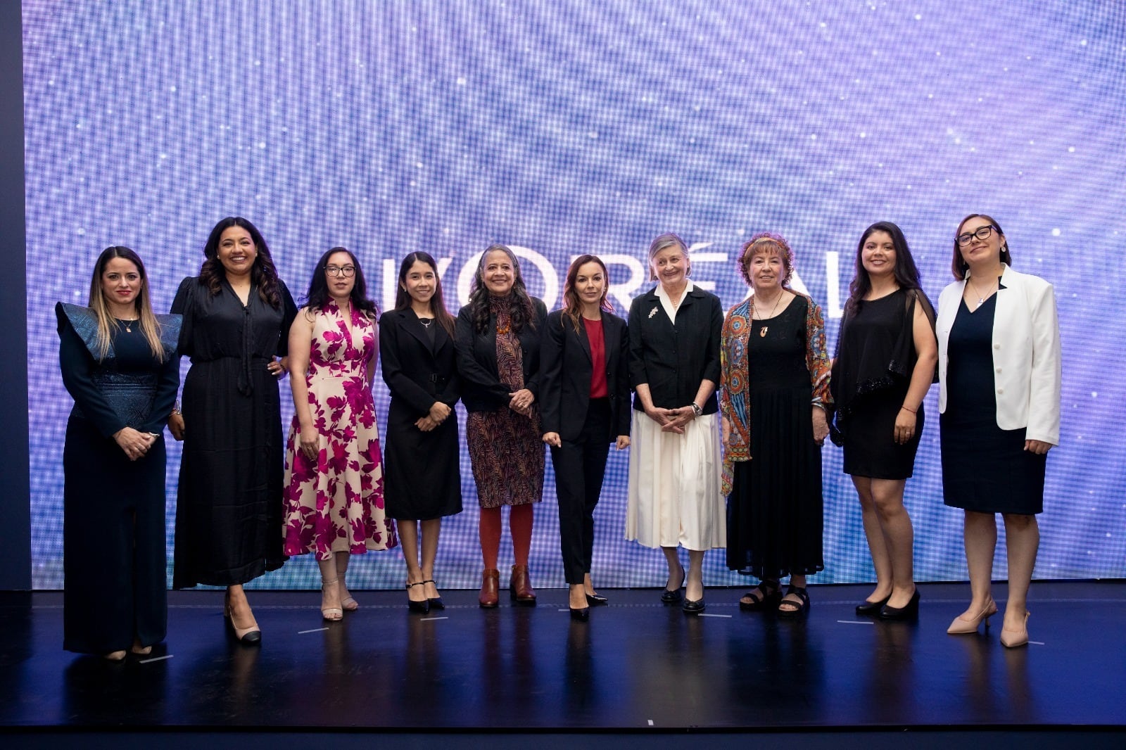 L’Oréal, UNESCO y la AMC reconocen a científicas mexicanas