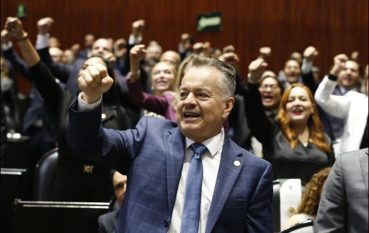 ¿Quién es Mario Vázquez Robles?
