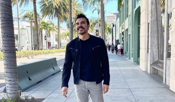 Adrián Uribe