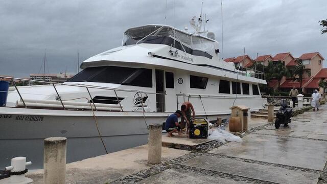 4 personas desaparecieron a bordo de un yate.