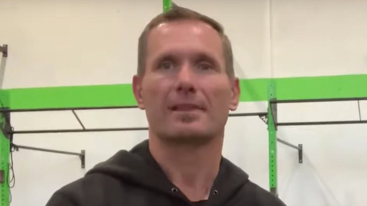 Exjugador de Rugby quema viva a su esposa e hijos para después suicidarse
