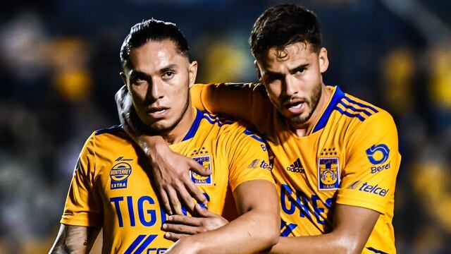 Carlos Salcedo y Diego Reyes