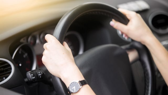 ¿Qué es el radio de giro en un automóvil?