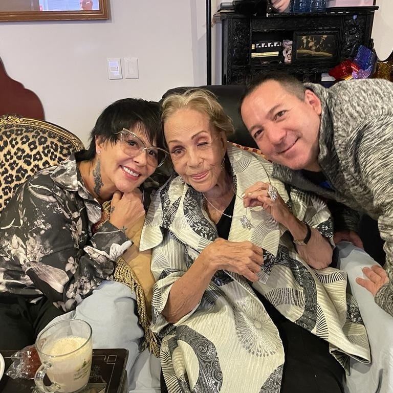 Alejandra Guzmán, Silvia Pinal y Luis Enrique Guzmán.