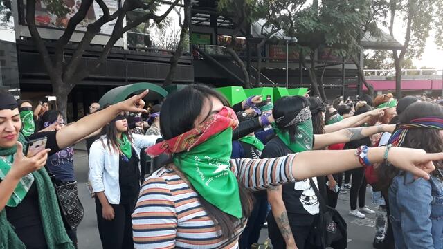 Protesta "Un violador en tu camino" contra el Club América.