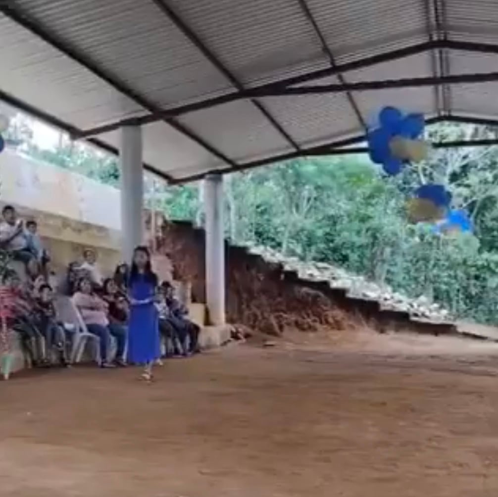 Solo una alumna se graduó de una escuela primaria de Chiapas