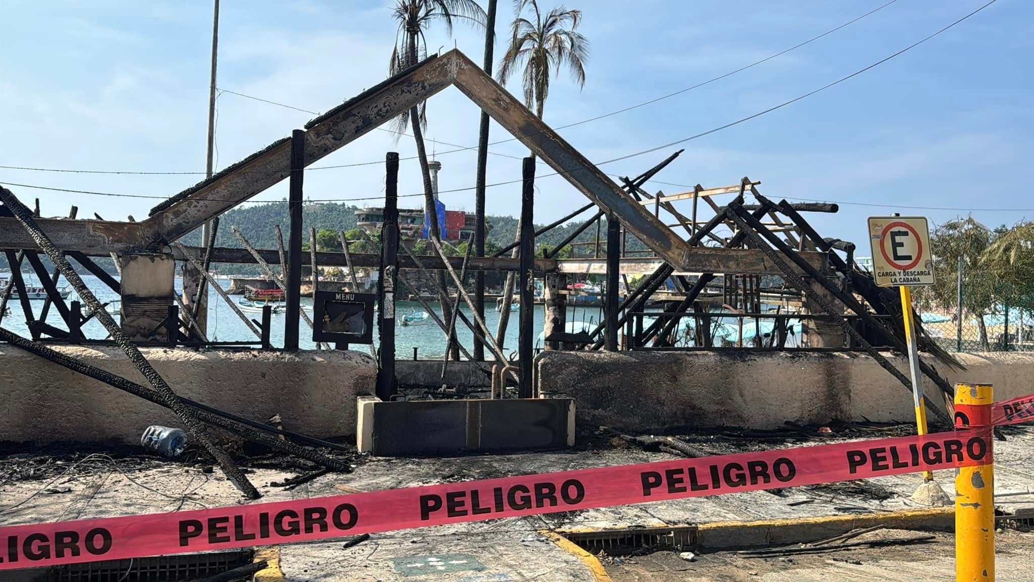 Restaurante La Cabaña en Acapulco es incendiado