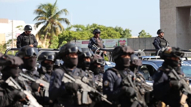 Operativos en Tabasco dejan cinco detenidos, armamento, droga y un inmueble asegurado.