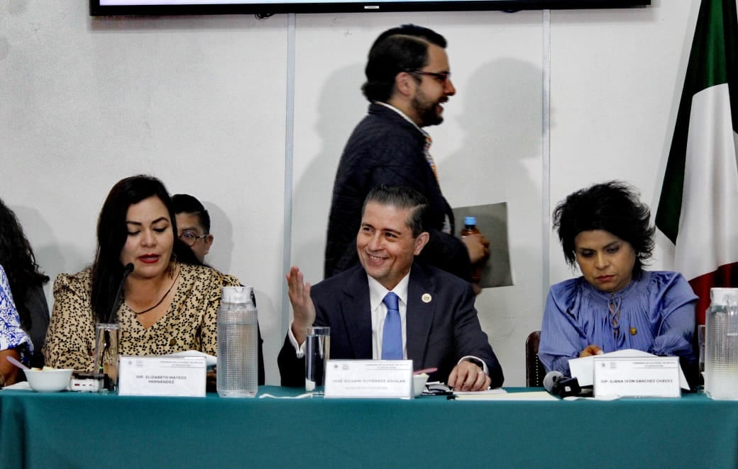 Giovani Gutiérrez rinde informe ante el Congreso de la CDMX