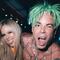 Avril Lavigne y Mod Sun rompen su compromiso; un tercero en discordia terminaría con todo