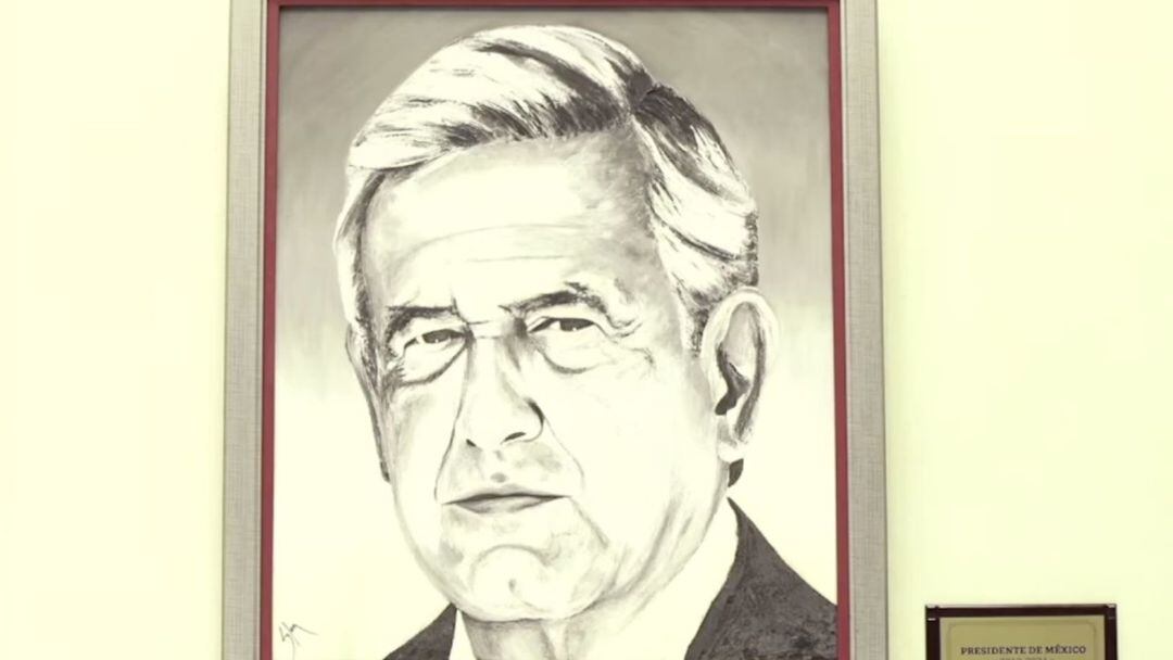 imagen de AMLO colocada en el Palacio de Gobierno de Tabasco