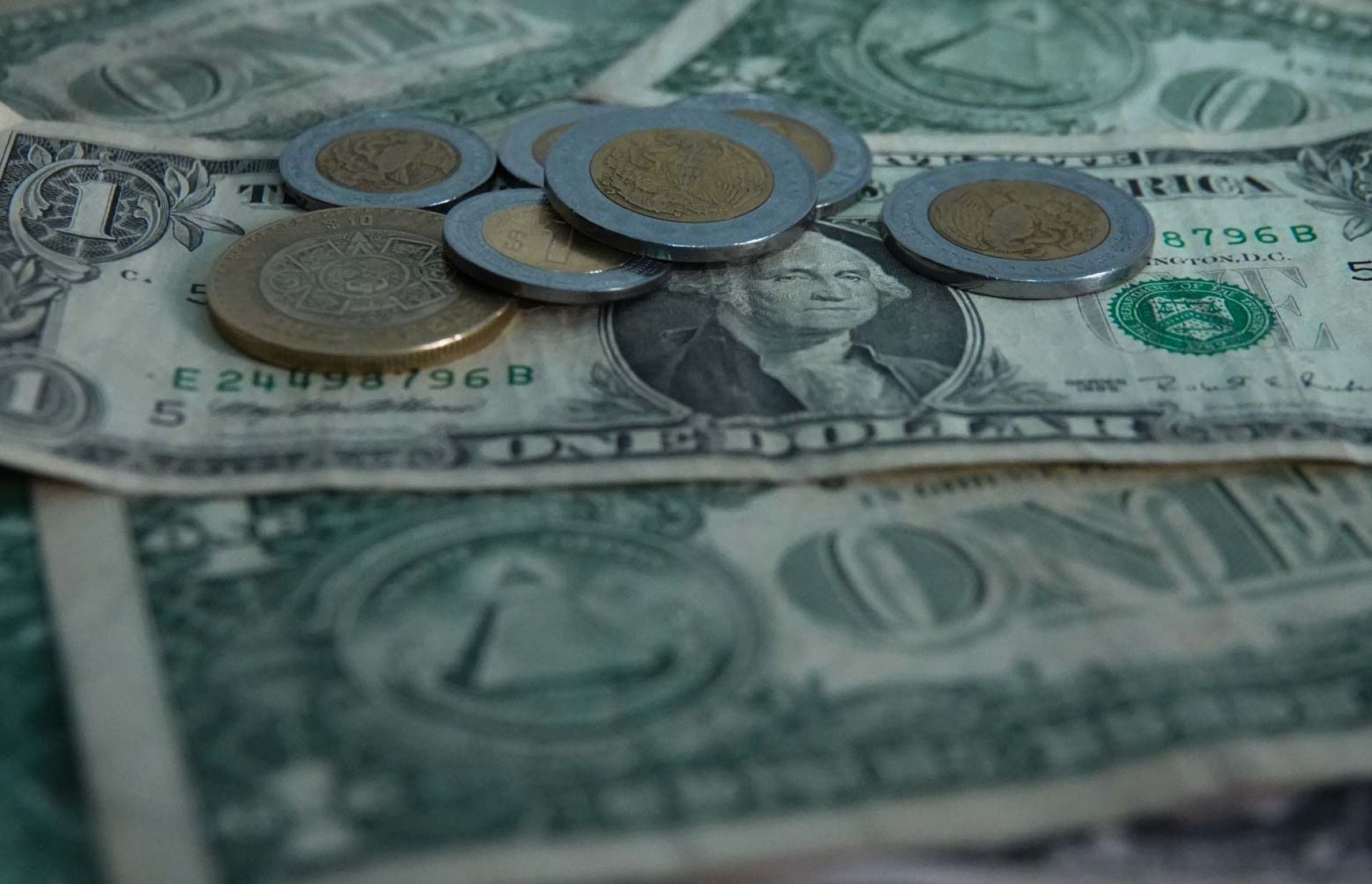 La SHCP celebró que el peso mexicano se haya recuperado frente al dólar en el primera quincena de enero de 2026