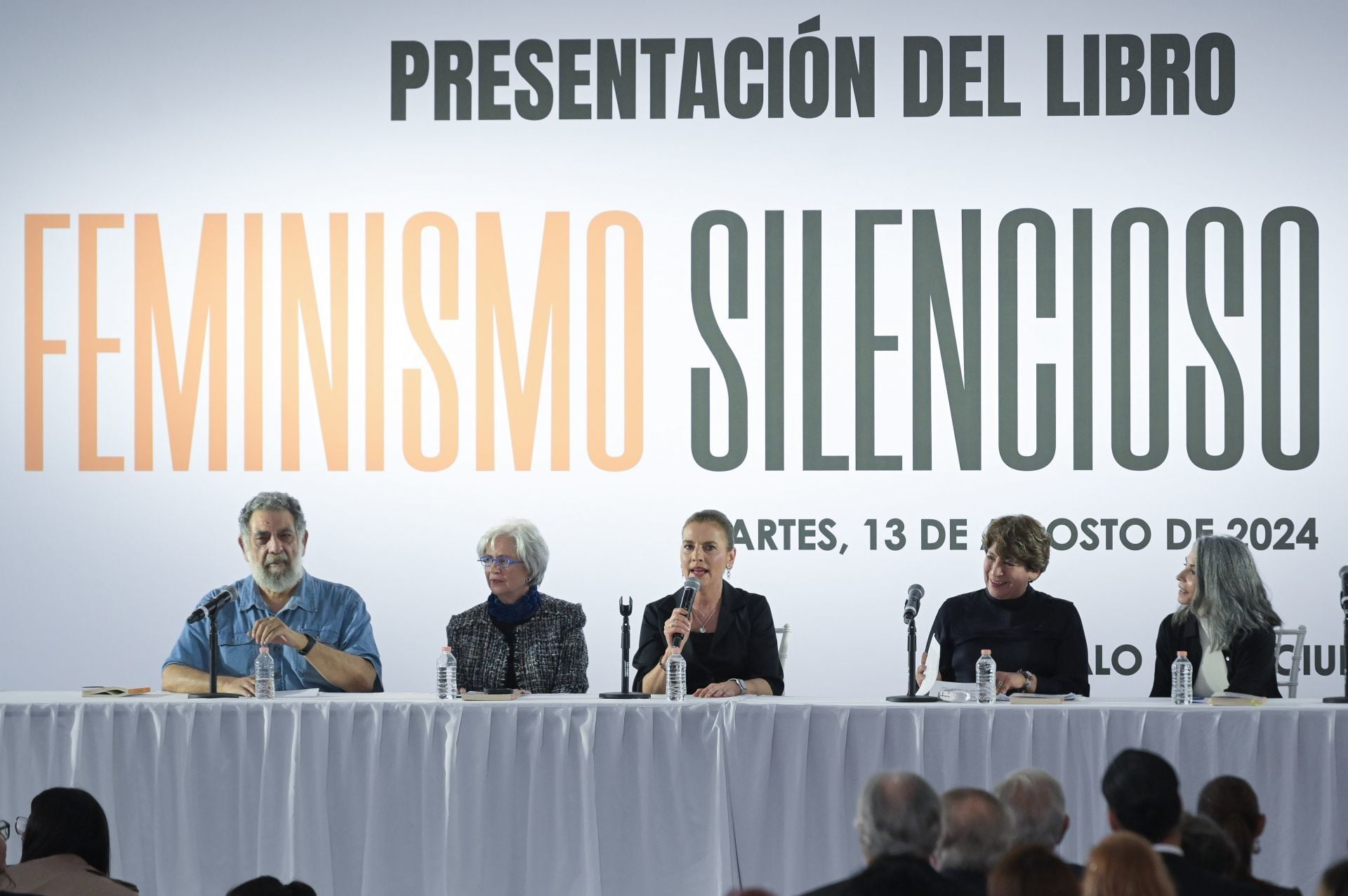 Beatriz Gutiérrez en la presentación de su libro 'Feminismo silencioso'