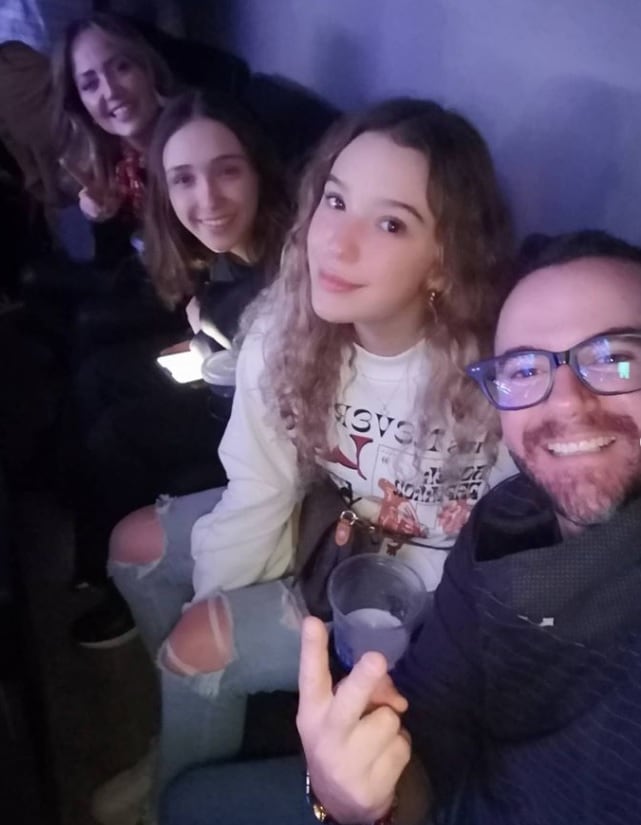 Mauricio Mancera, Andrea Legarreta y sus hijas