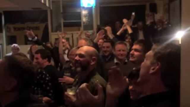 Despiden a fallecido cantando.