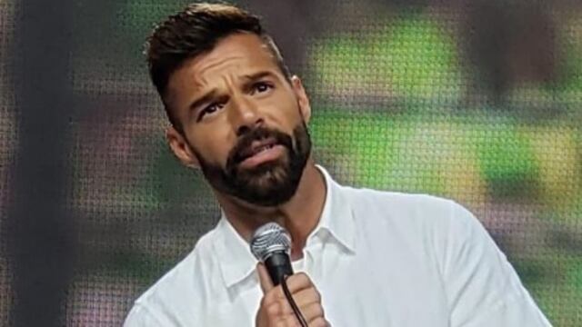 Ricky Martin invita a las personas a no salir de casa