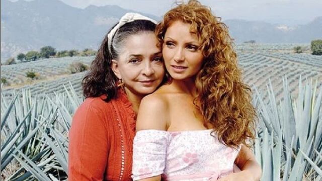 Ana Martín y Angélica Rivera