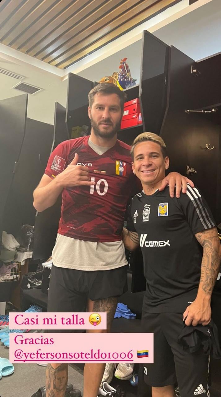 André Gignac no pudo dejar pasar la ocasión para mofarse de la estatura de Yeferson Soteldo.
