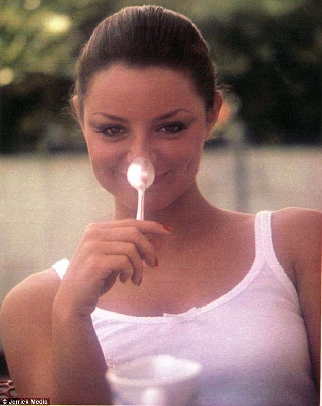 Sheila Kennedy, modelo que demandó a Axl Rose por agresión sexual