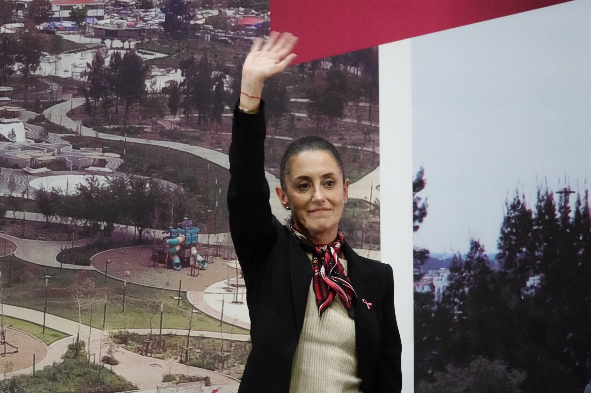 ¿Buscas trabajo? Claudia Sheinbaum necesita soldadores para la Línea 12 del Metro
