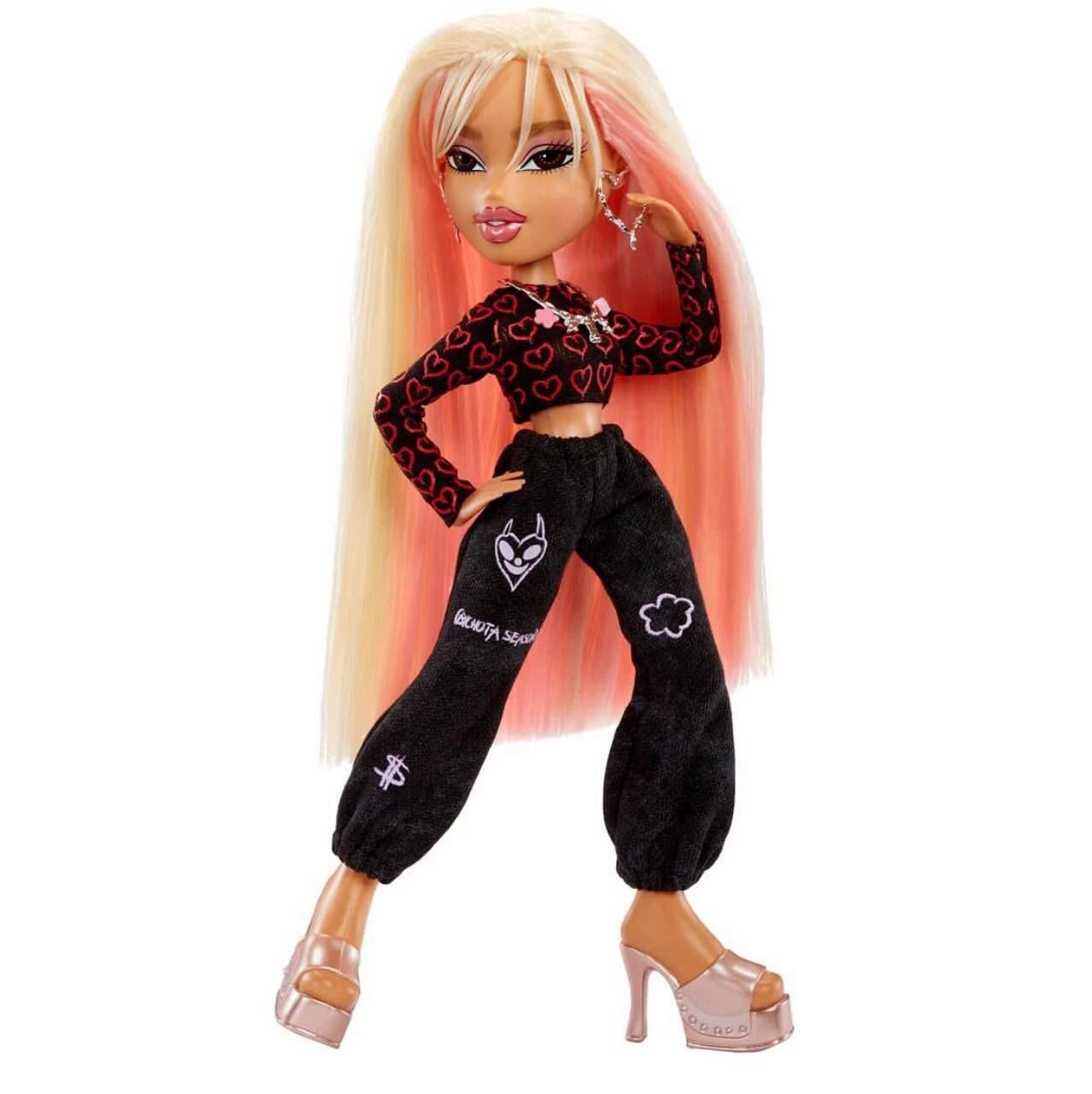 La muñeca Bratz de Karol G