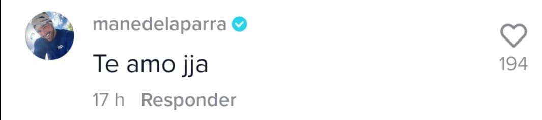 Mane de la Parra aplaude videos de Victoria Ruffo.