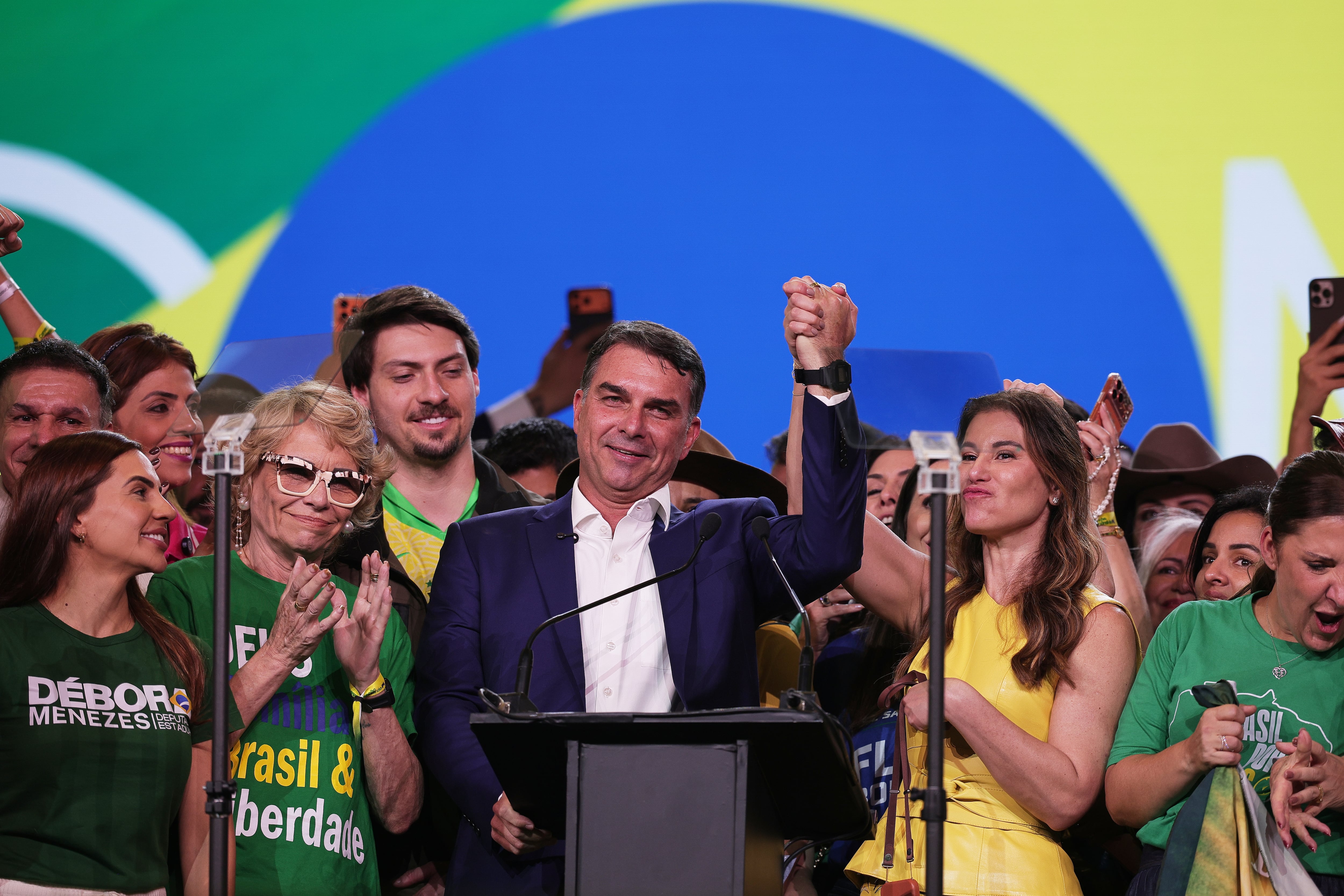 Partido Liberal oficializa candidatura de Flávio Bolsonaro en Brasil