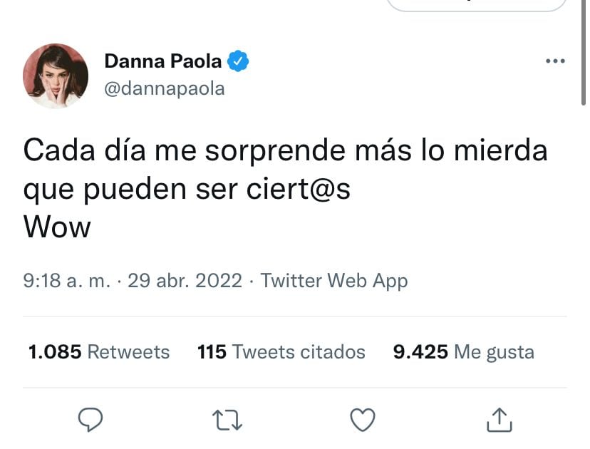 Tuit, Danna Paola