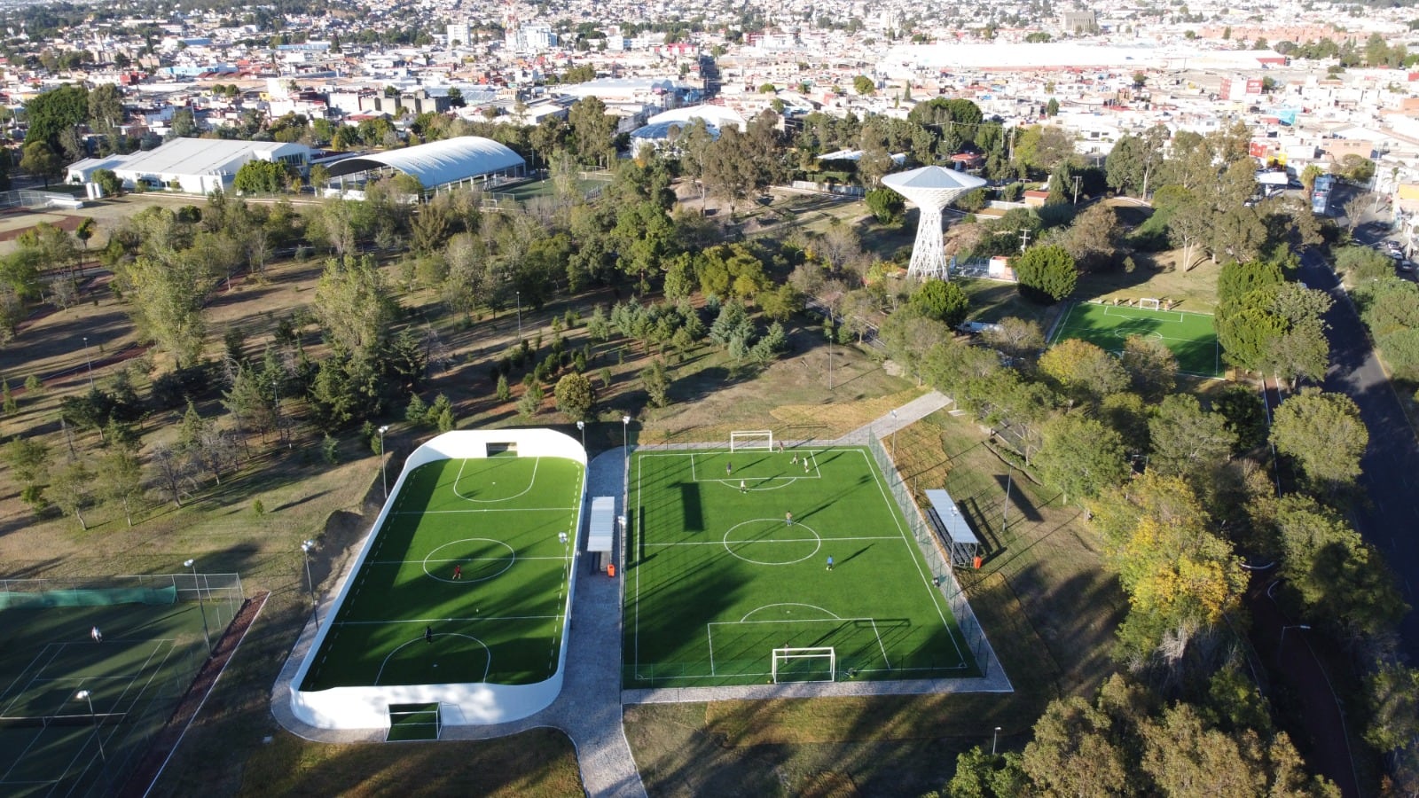 Gobierno de Puebla mejora espacios públicos