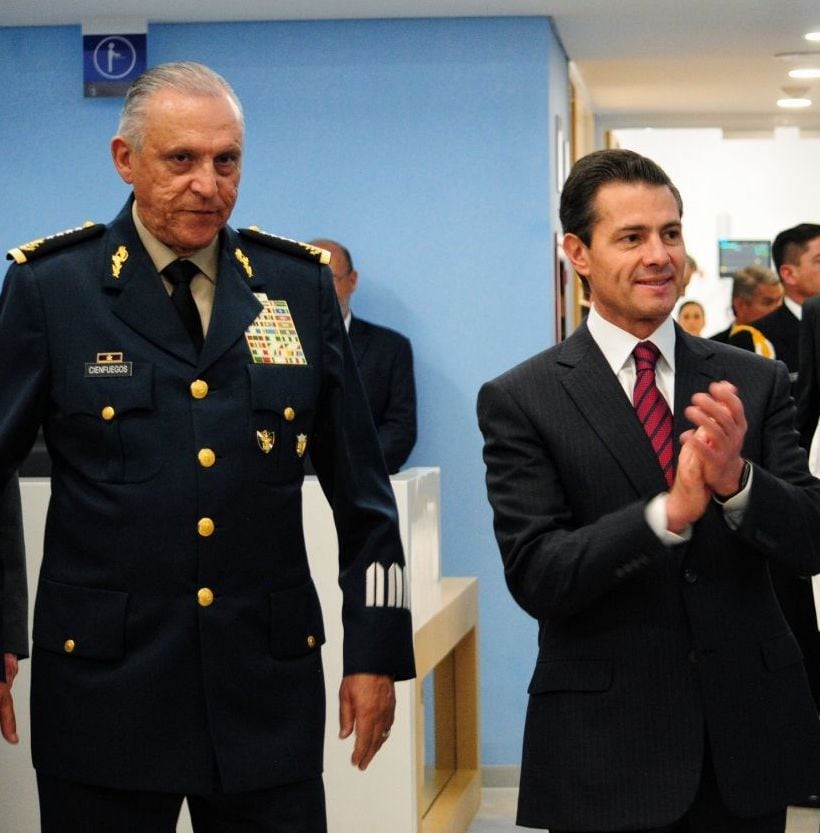 Salvador Cienfuegos y Enrique Peña Nieto