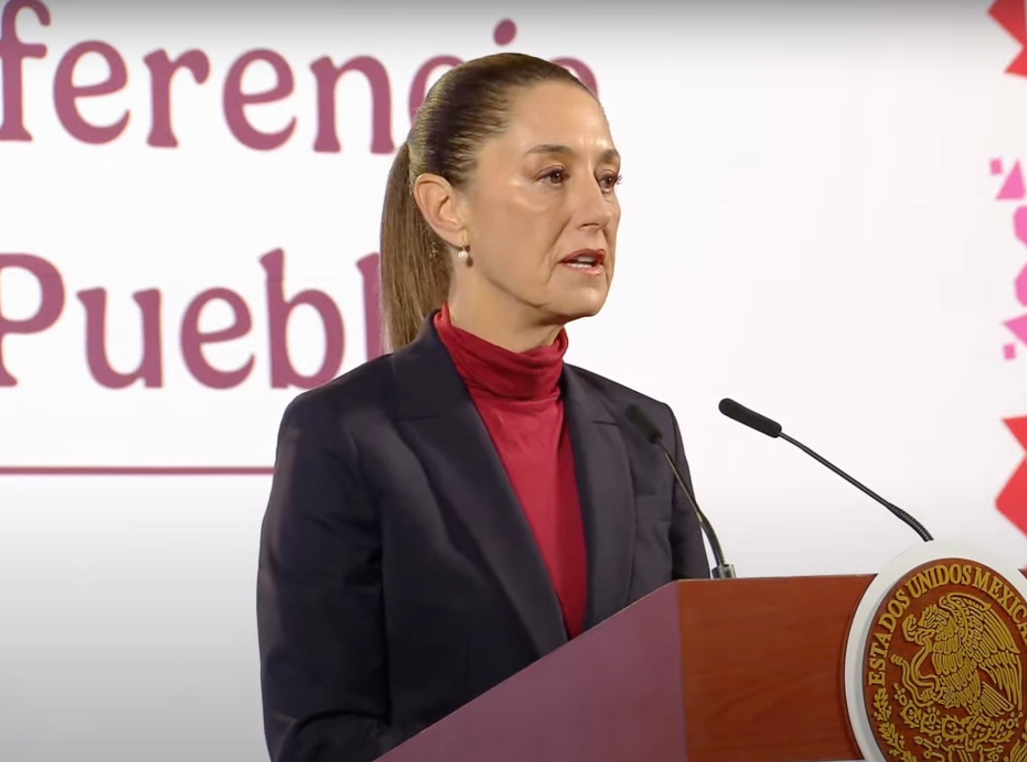 Claudia Sheinbaum en conferencia mañanera del 2 de diciembre