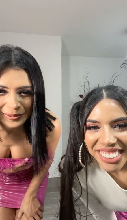 Kimberly Flores y Yeri MUA