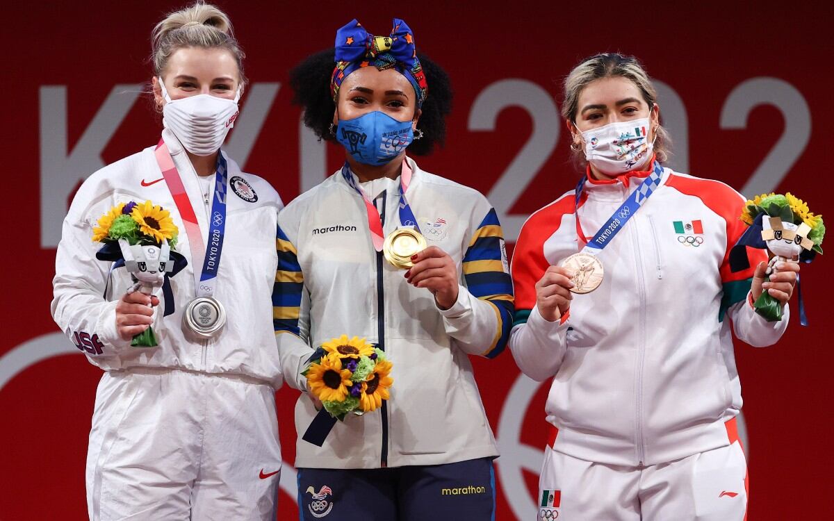 Neisi Dajomes, Katherine Vibert y Aremi Fuentes