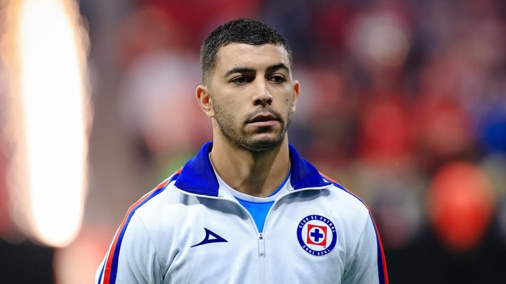 ¿Erik Lira se va a Al Jazira? Lo que se sabe de la negociación con Cruz Azul