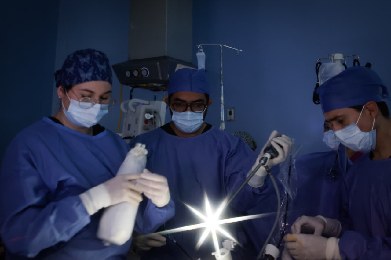 El ISSSTE llama a la población masculina a realizarse estudios de detección oportuna en el marco del Día Mundial del Cáncer de Próstata.