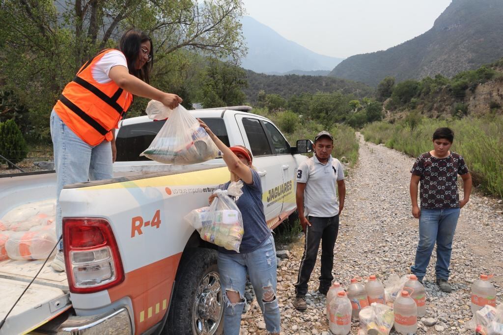 Jesús Nava Rivera envía despensa a El Pajonal