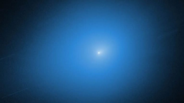 La sorprendente imagen del cometa 3I/ATLAS tomada por el Hubble