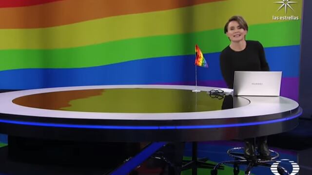 Denise Maerker coloca bandera LGBT
